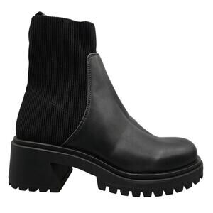 STEVE MADDEN Women’s Holley Chelsea‎ Black Leather Lug Boot , Size 8.5